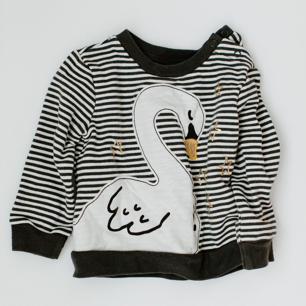 Cat & Jack Girls Striped Swan Sweatshirt